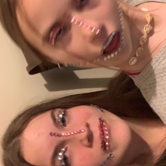 Meet your Posher, Paige - Picture 1 of 1